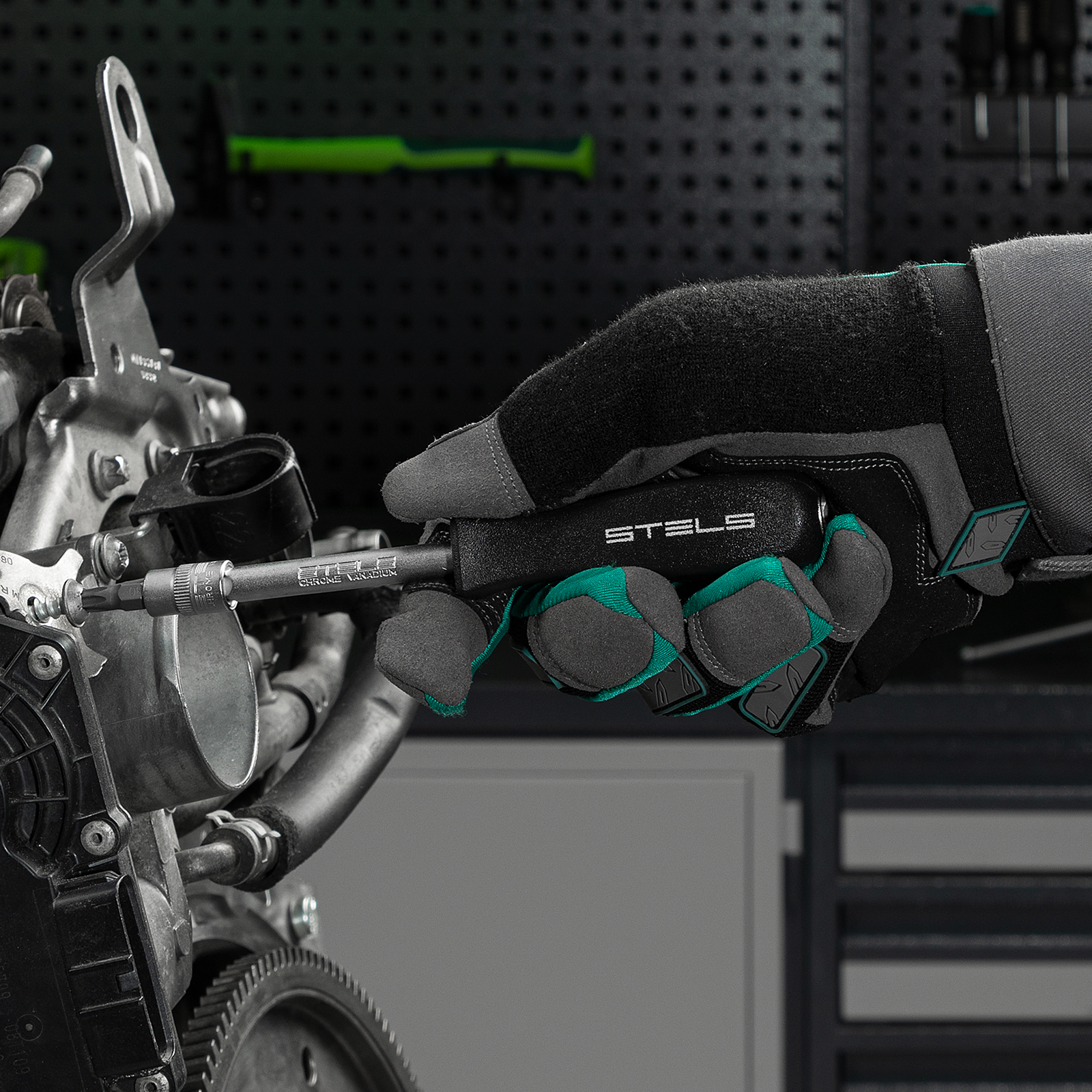 Минимизирано изображение на стоката 17