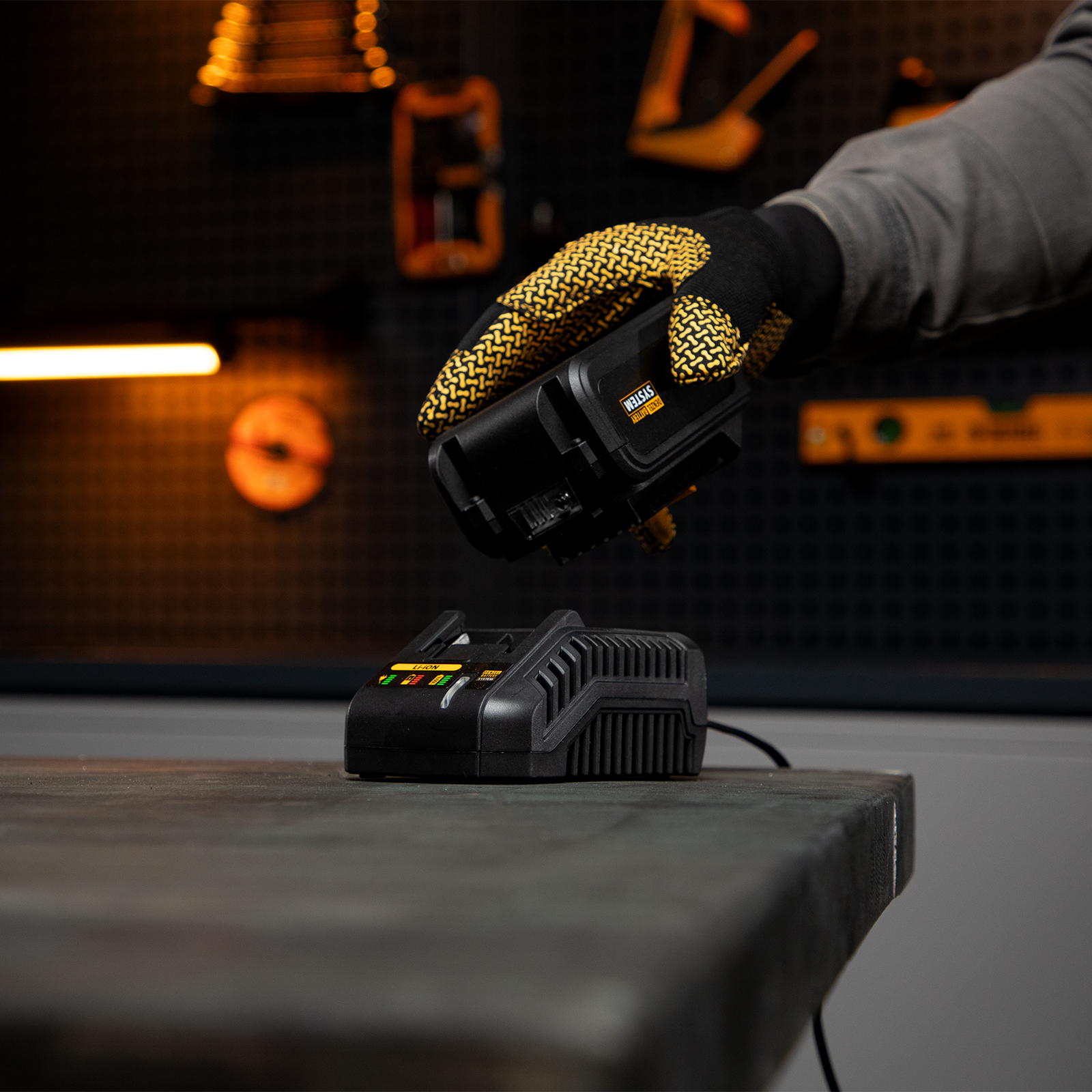 Минимизирано изображение на стоката 12