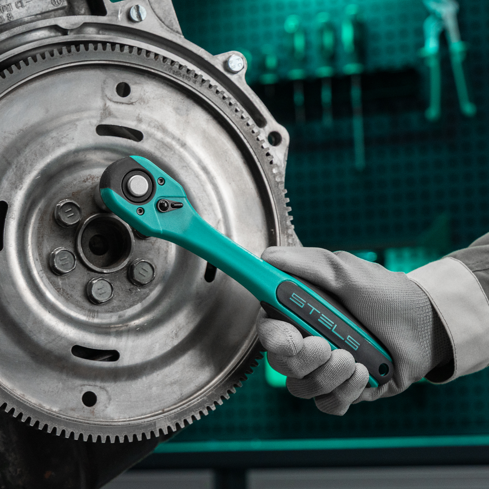 Минимизирано изображение на стоката 76