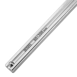 5732657